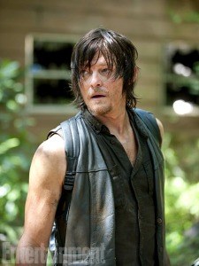 norman reedus at daryl in the walking dead